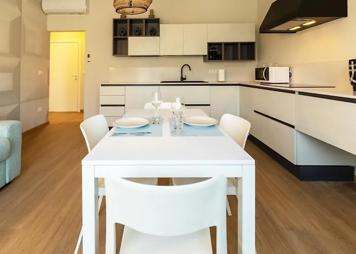 Apartament Riviera Miani 2 *